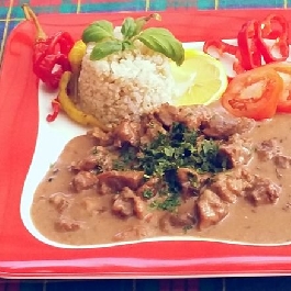 Vörösboros-tejszínes csülökragu