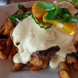 Tarja sajtmártással