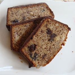 Aszalt szilvás banánkenyér