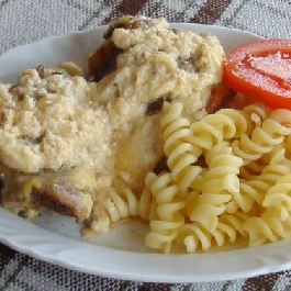 Csirkecombfilé sajtos kefírrel