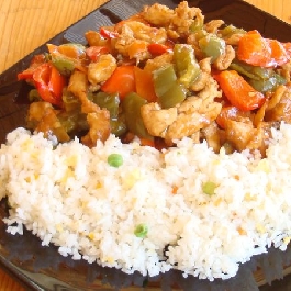 Csirkemell wokban paprikával