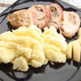 Gorgonzolás-körtés csirkemell